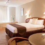 Hotel Park Suites